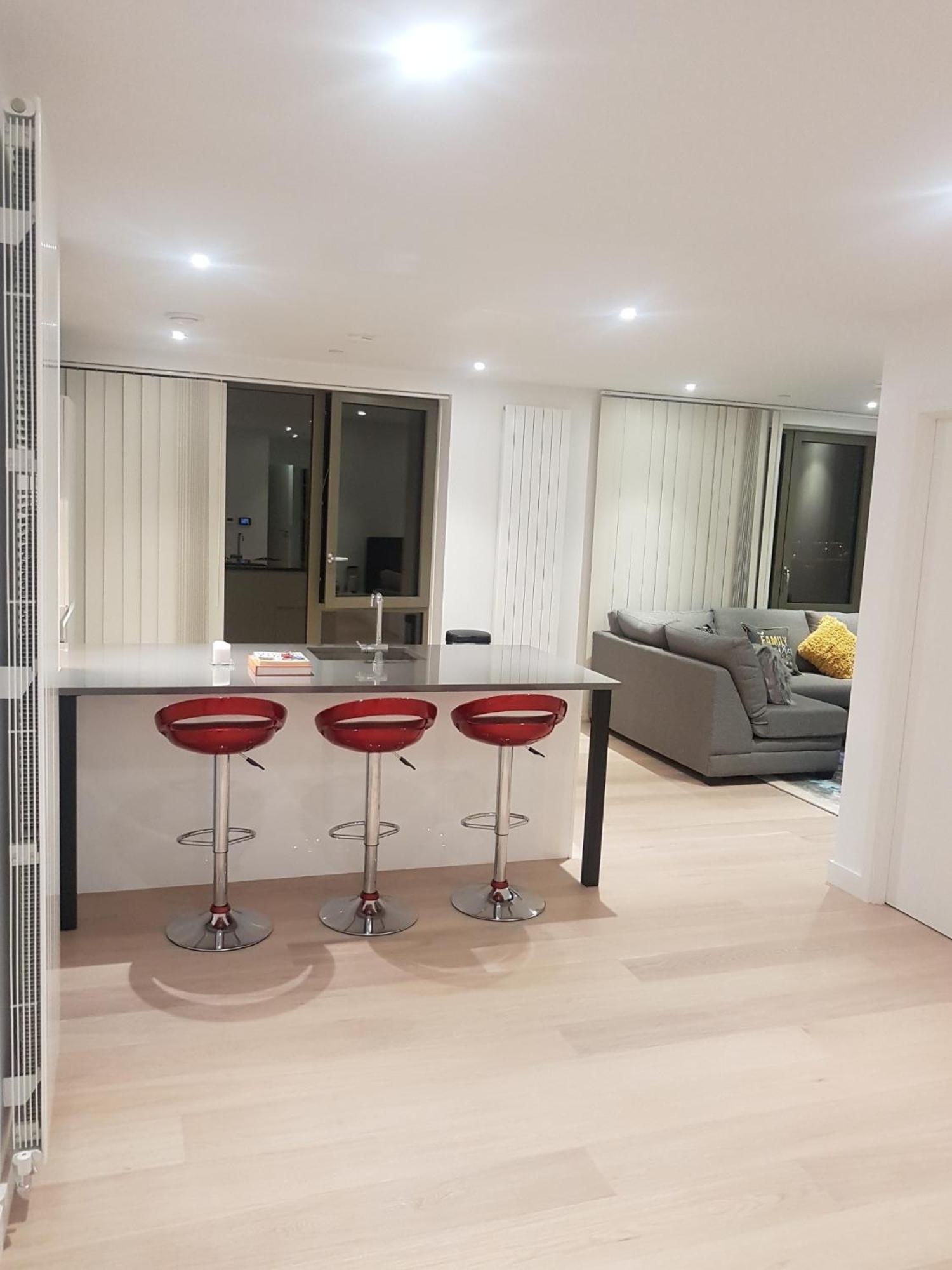 Lush Living - Double Room With Private Bathroom ลอนดอน ภายนอก รูปภาพ